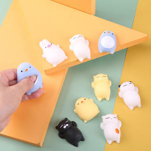 Pelotas con Forma de Animales Lindas y Adorables para Apretar y Reír, Juguetes Creativos de Dibujos Animados para Aliviar el Estrés - Product Image 2