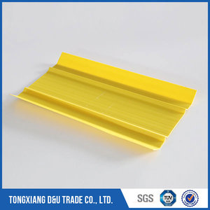 Promotion Personnalisé <span class=keywords><strong>En</strong></span> Plastique <span class=keywords><strong>PVC</strong></span> Extrudé <span class=keywords><strong>U</strong></span> Profil Trapeyoidal Profil <span class=keywords><strong>En</strong></span> Plastique - Product Image 5