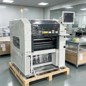 Equipo de Ensamblaje SMT Compacto Yamaha YG12, Colocador de Componentes Versátil para la Industria Automotriz y Fabricación de LED - Product Image 3