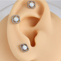 Piercing Labret en Titane ASTM F136 avec Opale Synthétique, Filetage Interne, Motifs Cœur, Rayon de Soleil et Carré, pour Hélix et Tragus