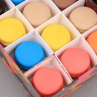 Maßgeschneiderte Luxus-Macaron-Schokoladen-Geschenkbox, Rechteckig mit Magnetverschluss, Prägung, Heißfolienprägung und Matter Cellophanierung aus Papier/Karton