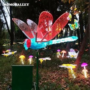 Lumière de jardin libellule réaliste avec une envergure de 120cm étanche et durable pour les petits ruisseaux décoratifs de vacances de fête au bord de la rivière - Product Image 3