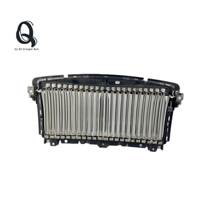OE51117198866 Grille <span class=keywords><strong>de</strong></span> réservoir d'eau, grille d'admission d'air <span class=keywords><strong>de</strong></span> pare-chocs avant, applicable à <span class=keywords><strong>Rolls</strong></span>-Royce Ghost d'occasion 90% nouvelle grille - Product Image 3