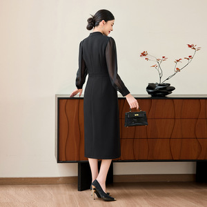 Plus Size Women's Mid Length Dress Black Mandarin Collar Sheer Layer Splicing Solid Color Elegant Slimming For Curvy Women - Product Image 3