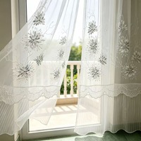 Voilages blancs brodés de fleurs, draperies en voile perlées avec ourlet plissé à volants pour la décoration de chambre à coucher