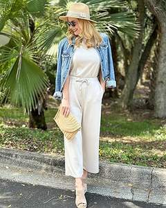 Conjuntos de verano de dos piezas para mujer, tops de punto con cuello simulado y pantalones cortos de pierna ancha, conjuntos de ropa de descanso de viaje de vacaciones ecológicas - Product Image 1