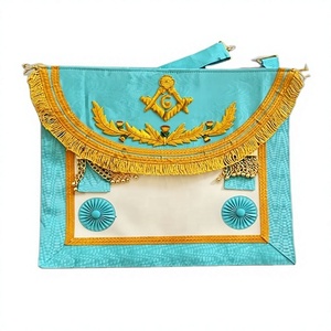 Tablier artisanal vintage, brodé en or - Product Image 1