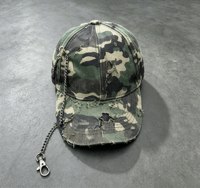 Topi Baseball Kamuflase Distressed dengan Hiasan Rantai Logam dan Rivet, Topi Katun Ripped Washed Model Dad Hat Grosir Unisex, Topi Streetwear Punk