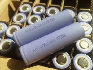 แบตเตอรี่ลิเธียมไอออน LR2170LA 4000mAh 35A/45A LS 21700 reention แบตเตอรี่จักรยานไฟฟ้าสำหรับจักรยานไฟฟ้า - Product Image 2