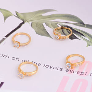 Anelli di Fidanzamento Vintage Placcati Oro 18K con Zirconia Cubica Anelli di Promessa per Donna Gioielli Anello Principessa per Anniversario - Product Image 2