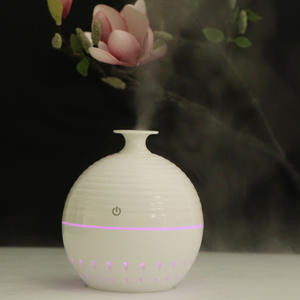 Humidificateur de voiture à grain de bois, diffuseur d'aromathérapie alimenté par USB, 130 ml, pour la maison et les véhicules - Product Image 3