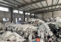 Tissu de literie en coton sergé tissé de qualité supérieure Stock de motifs imprimés en provenance de Chine, le plus grand entrepôt de textiles pour la maison