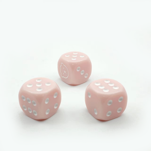 Пользовательские уникальные персонализированные цветные Кубки розовые округленные настольные игры Покер Акриловые кубические кости прецизионный набор многогранных игральных Кубков казино - Product Image 5