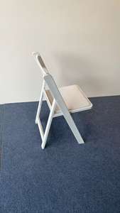 XY-أفضل كراسي طعام بلاستيكية خارجية قابلة للطي وطاولة للمناسبات سعة وزن HDPE قابلة للطي كرسي حفلات محمول قابل للتكديس - Product Image 3