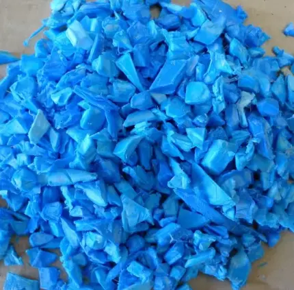 Переработанные синие обрезки HDPE Синие барабанные пластиковые обрезки