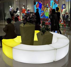 Taburete de Bar LED RGB de Diseño Moderno en Oferta, Silla Luminosa para Fiestas al Aire Libre, Muebles para Patios y Parques para Espacios Exteriores - Product Image 3