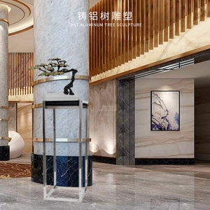 Escultura de árbol de aluminio fundido 660*400*580MM Decoración artística de interior para villas, hoteles y exposiciones - Product Image 1