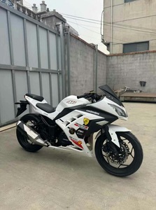 <span class=keywords><strong>Moto</strong></span> à essence d'occasion <span class=keywords><strong>Kawasaki</strong></span> <span class=keywords><strong>Mini</strong></span> Ninja 400CC - Moteur puissant, idéale pour la conduite en ville - Product Image 2
