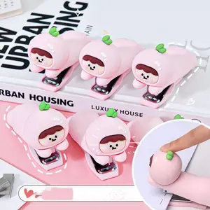 사용자 정의 플라스틱 귀여운 작은 스테이플러 재미있는 인형 모양 스테이플러 학교 만화 미니 스테이플러 학생 승진 선물 - Product Image 1