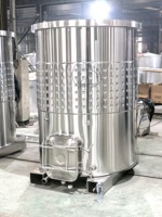Fermenteur à vin ouvert de 2500 L, cuve de fermentation en acier inoxydable avec emplacements pour chariot élévateur, équipement de cave à vin de qualité alimentaire sanitaire