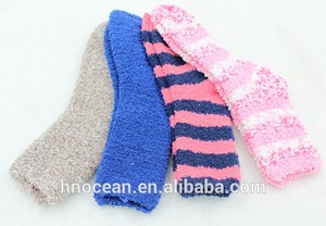 2020 Coloré à la mode <span class=keywords><strong>Funky</strong></span> Transparent Personnalisé Chaussettes de Cheville Pour Les Femmes - Product Image 2