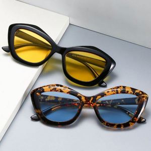 Lunettes de soleil personnalisées tendance 2022, style rétro, grande monture blanche, UV400, lunettes de soleil œil de chat polygonales pour femmes - Product Image 3