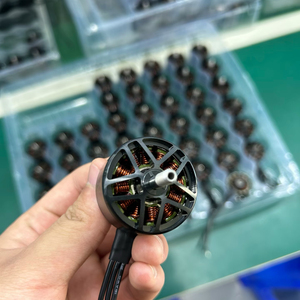 <span class=keywords><strong>Moteur</strong></span> Brushless 3110 900KV 3-4S à Moule Privé pour FPV, <span class=keywords><strong>Moteur</strong></span> pour Drone RC Multirotor Cinelifter 9 pouces, Pièces d'Avion Professionnelles - Product Image 5