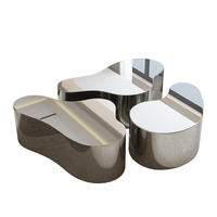 Table basse combinée irrégulière en acier inoxydable italien de luxe léger, table à thé moderne en métal argenté pour salon