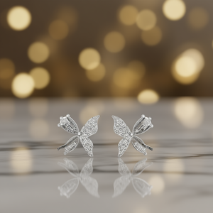 E1703 Orecchini a Perno a Forma di Farfalla in Oro Bianco con Cristalli e Strass, Gioielli Classici da Donna per Uso Quotidiano - Product Image 2