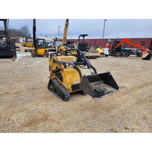 รถตักล้อยางขนาดเล็ก AGROTK CRT23 2024 รุ่น Skid Steer  ความจุในการทำงาน 600 ปอนด์  ระบบเคลื่อนที่แบบตีนตะขาบ  บุ้งกี๋ขนาด 23 นิ้ว - Product Image 6