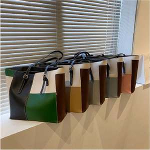 I-0643 Bolso Tote de Gran Capacidad con Contraste de Color a la Moda, Bolso de Hombro para Mujer, Bolsos Tote de Cuero PU al por Mayor - Product Image 1