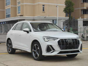 Audi <span class=keywords><strong>Q3</strong></span> 35 TFSI <span class=keywords><strong>S</strong></span> <span class=keywords><strong>Line</strong></span> Style Edition <span class=keywords><strong>2020</strong></span> - Product Image 2