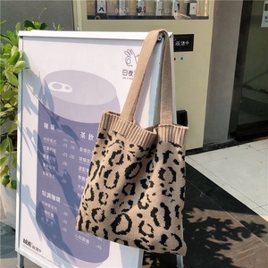 Bolso de mano hecho a mano de ganchillo para mujer, bolsa de hombro con patrón de <span class=keywords><strong>leopardo</strong></span>, de ganchillo - Product Image 2