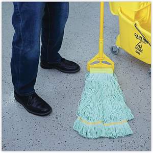 Tête de balai serpillère Boardwalk 1200XLCT EcoMop extra large à extrémités bouclées, verte, lot de 12, avec fibres recyclées, panier en plastique, équipement de nettoyage - Product Image 2