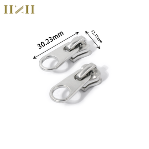 <strong>Zipper</strong> Factory Custom 3# 5# 8# Open End Metal <strong>Zipper</strong> for Clothing Jacket <strong>Zipper</strong> <strong>Pulls</strong> - Product Image 2