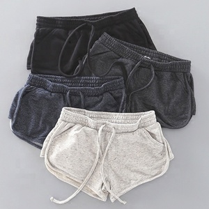 Shorts d'été en <span class=keywords><strong>coton</strong></span> à cordon de serrage avec logo personnalisé, shorts de sport sexy élastiques pour femmes - Product Image 1