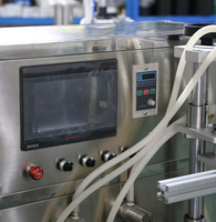 Machine de remplissage automatique à pompe magnétique à 4 têtes de haute précision pour flacons de cosmétiques liquides, d'huiles essentielles et de diffuseurs de parfum à bâtonnets