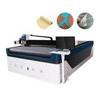 Machine de découpe CNC à double entraînement avec adsorption par le vide et couteau vibrant pour toile d'auvent et tissu d'ameublement