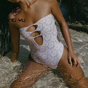 Maillot de bain une pièce rétro à découpes, sans bretelles, de haute qualité, à la mode, en nylon recyclé, sur mesure - Product Image 3