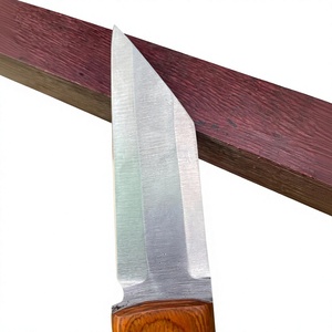 Cuchillo de camping multiusos de acero al carbono con mango de madera, pasadores de latón, hoja parcialmente dentada, ligero y multifuncional para senderismo - Product Image 5
