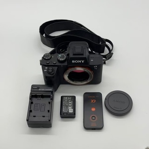 ขายส่งกล้องดิจิตอล <span class=keywords><strong>Sony</strong></span> <span class=keywords><strong>Alpha</strong></span> 7 II A7M2 ฟูลเฟรม มิเรอร์เลส บอดี้เปล่า 24.3MP ระบบกันสั่น <span class=keywords><strong>5</strong></span> แกน IBIS 117 จุดโฟกัส AF WiFi วิดีโอ จำนวนมาก - Product Image 3