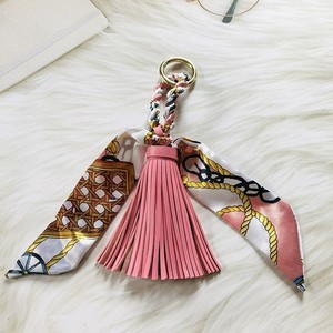 Phụ nữ đa năng PU da <span class=keywords><strong>Keychain</strong></span> với satin Ribbon cầu vồng tua Mặt dây chuyền mượt khăn xe phụ kiện thời trang <span class=keywords><strong>Keychain</strong></span> - Product Image 6