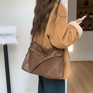 Merlad Retro Tote Bag Brown Horizontal Square Large Capacity Vintage Shoulder Crossbody Bag Everyday Outfits - Product Image 1
