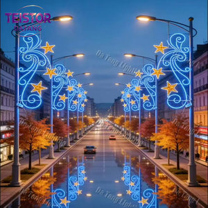 Luces Navideñas de Exterior IP65 con Forma de Copo de Nieve para Postes de Calle, Centros Comerciales y Decoración de Festivales Invernales - Product Image 3