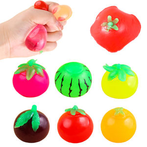 Balle anti-stress amusante en forme de fruit pour décompression, jouet à presser créatif pour enfants, vente en gros - Product Image 2
