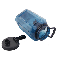 Bouteille d'eau portable écologique de grande capacité 80 oz/2,4 L, sans BPA, anti-fuite, en plastique, idéale pour le camping en plein air, best-seller