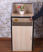 Offre Spéciale KFC fast food restaurant utiliser des déchets bin poulet frit magasin café Poubelle des ordures cabinet récipient tableau avec roues