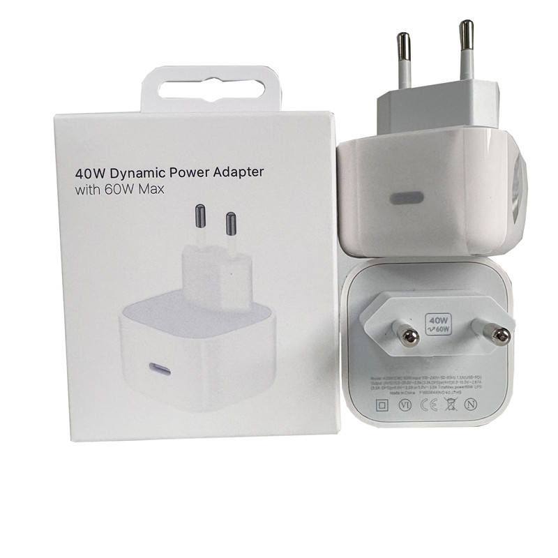 Enchufe europeo blanco de 20 W.