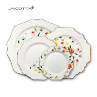 Luxe incrustation d’or os Chine ensembles de vaisselle Alien plate bord motif de fleurs plats en porcelaine dîner