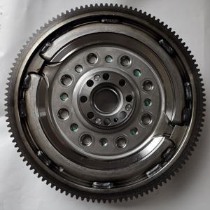 SAIC MAXUS V80 오리지널 듀얼 매스 플라이휠 C00015282 - Product Image 1